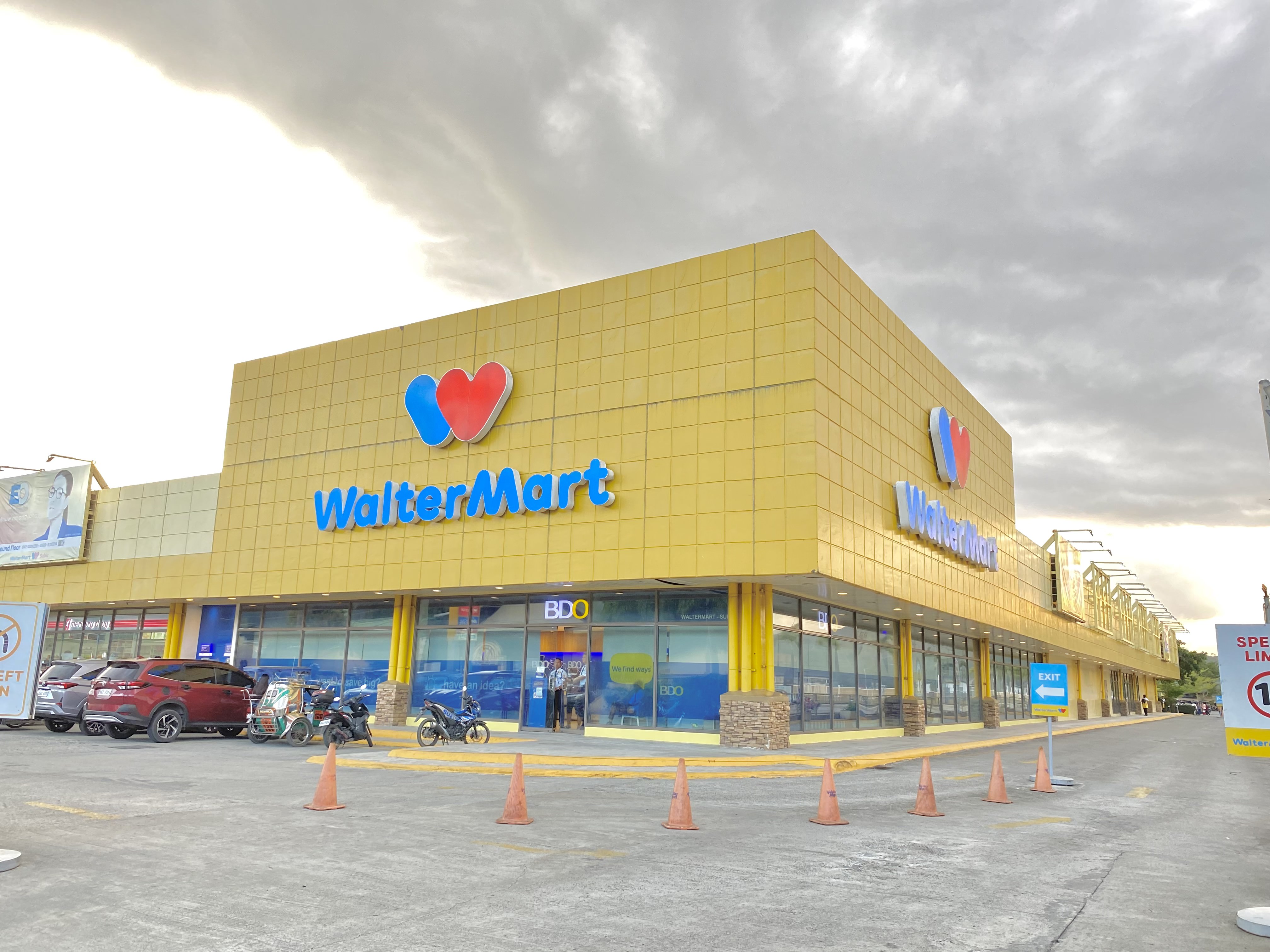 WalterMart Subic